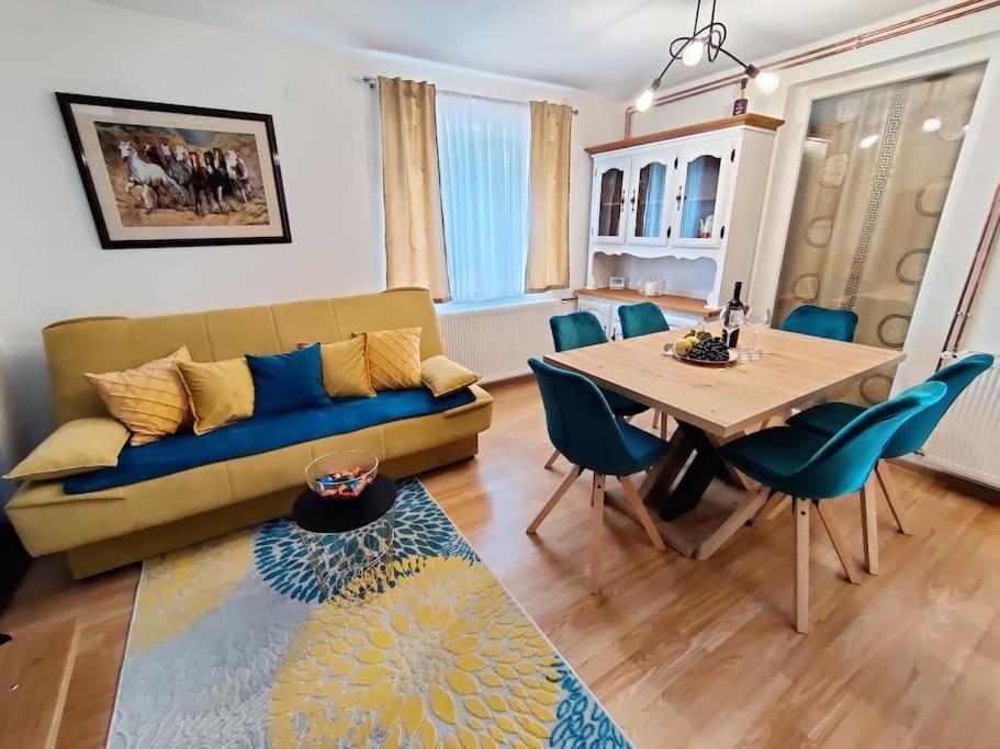Kuca Za Odmor Villa Cesarica - Zagreb Graberje Ivanićko Εξωτερικό φωτογραφία